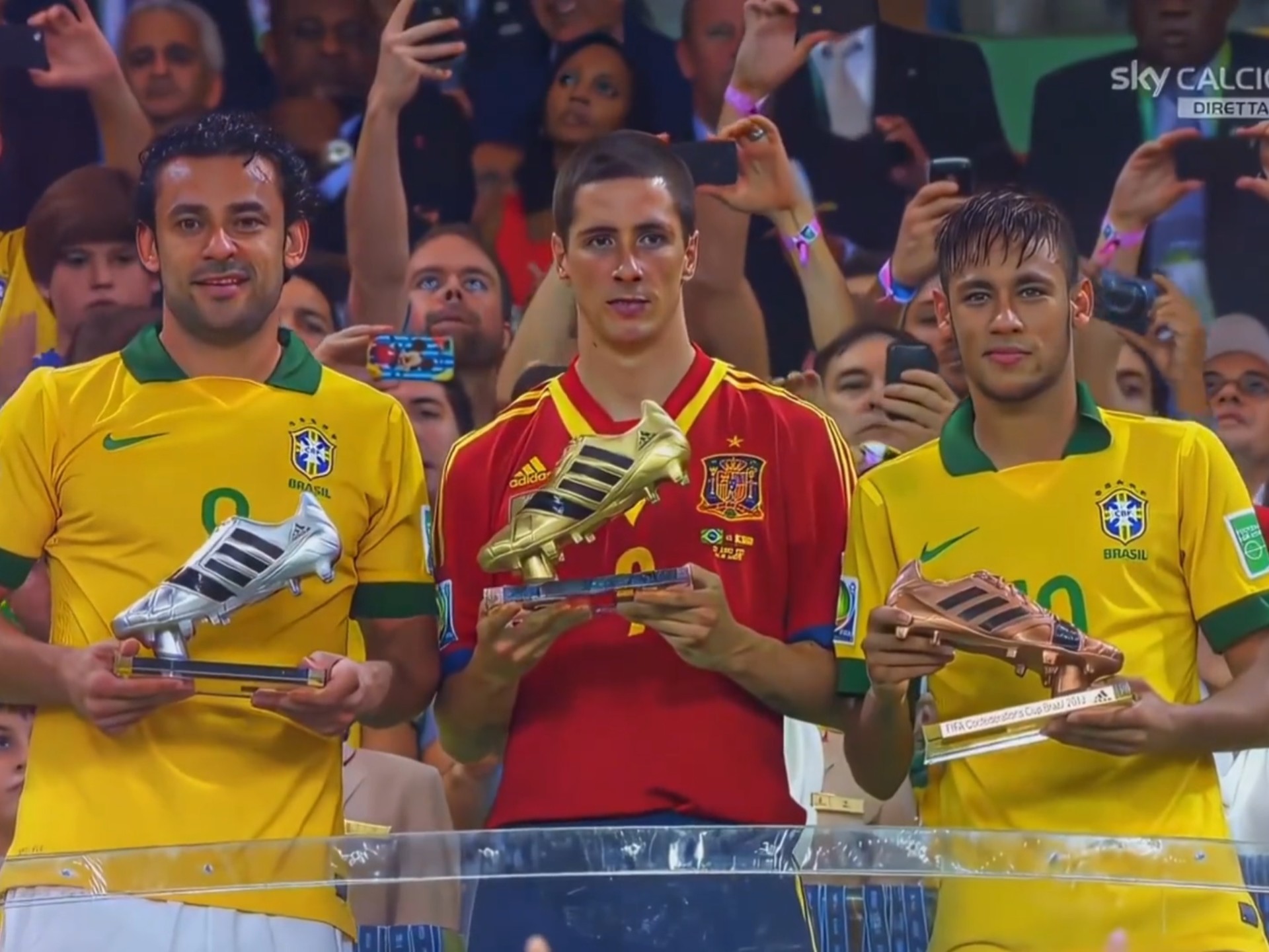 内马尔最精彩的一场比赛-爱游戏体育