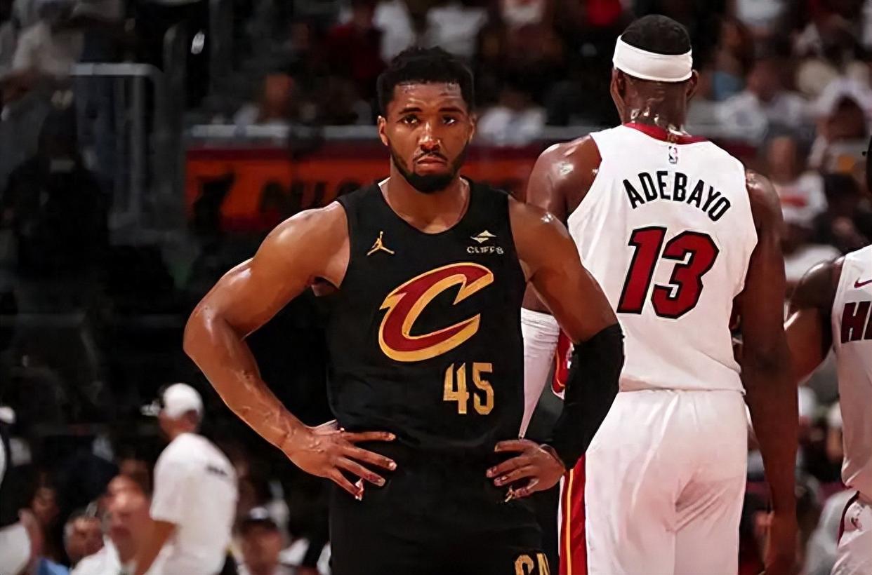 NBA季后赛冲刺阶段再迎强敌；迈阿密热火手感冰凉；主帅态度：悬念犹存；训练强度明显提升的简单介绍-爱游戏官网