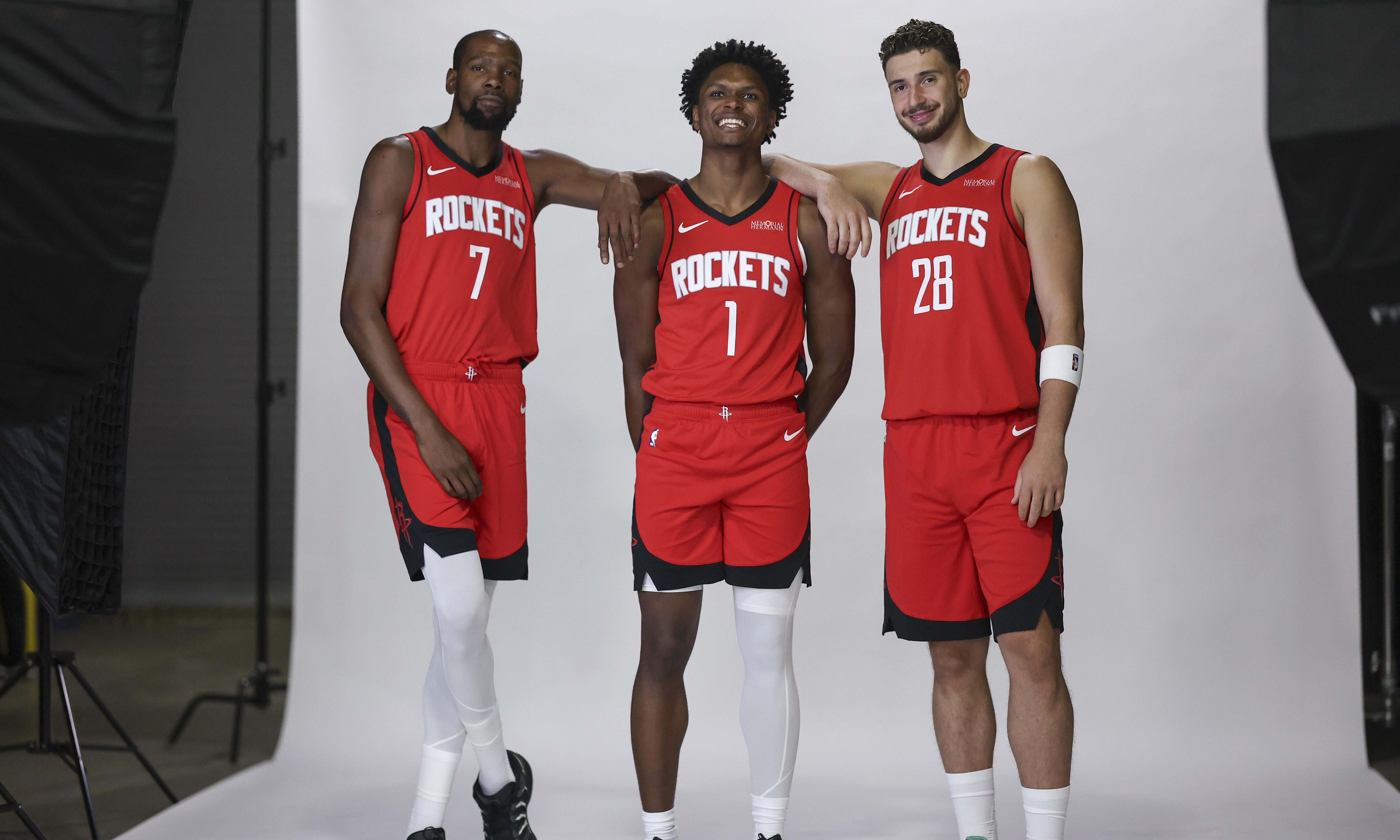 赛地聚焦——NBA总决赛今夜热度飙升；迈阿密热火篮板制胜；更衣室稳定；更衣室氛围转暖的简单介绍-ayx